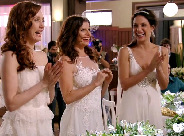 Avenida Brasil – Marcha Nupcial do Casamento Triplo de Cadinho